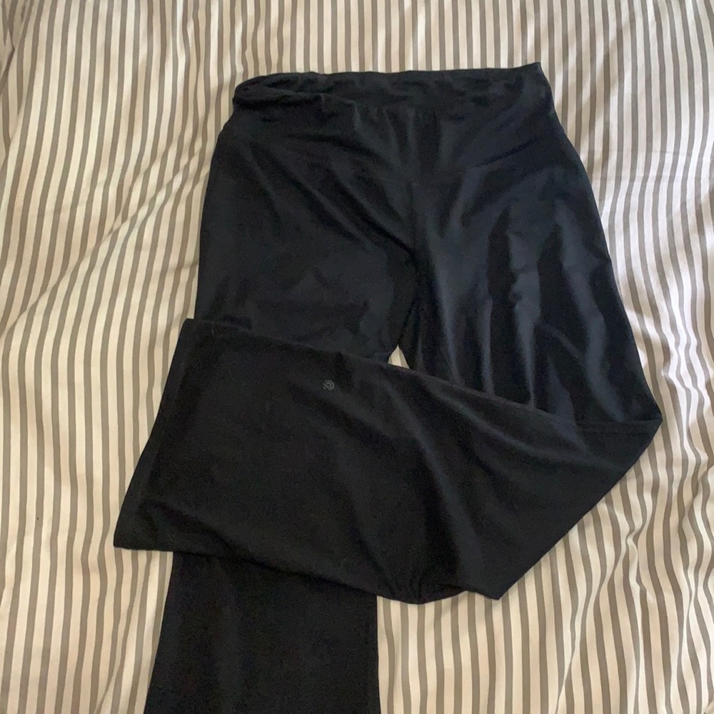 Champion yoga pants. Size L.